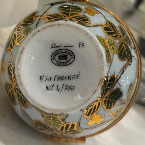Limoges Fabergé Large Imperial Surprise Egg 24K Gold Accents Signed & Numbered - Picture 8 of 16